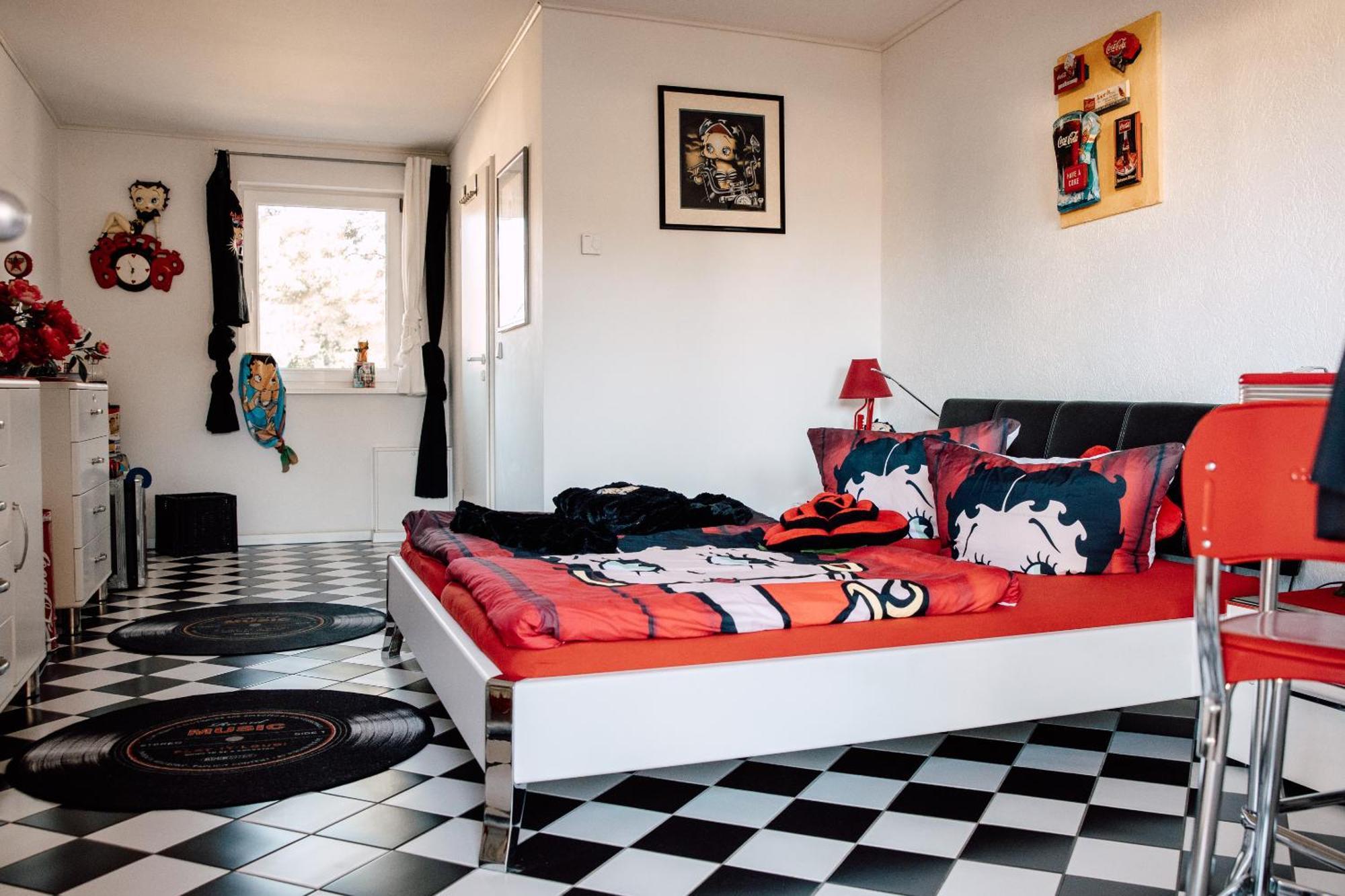 Down Town Motel Berlin — Photos 1